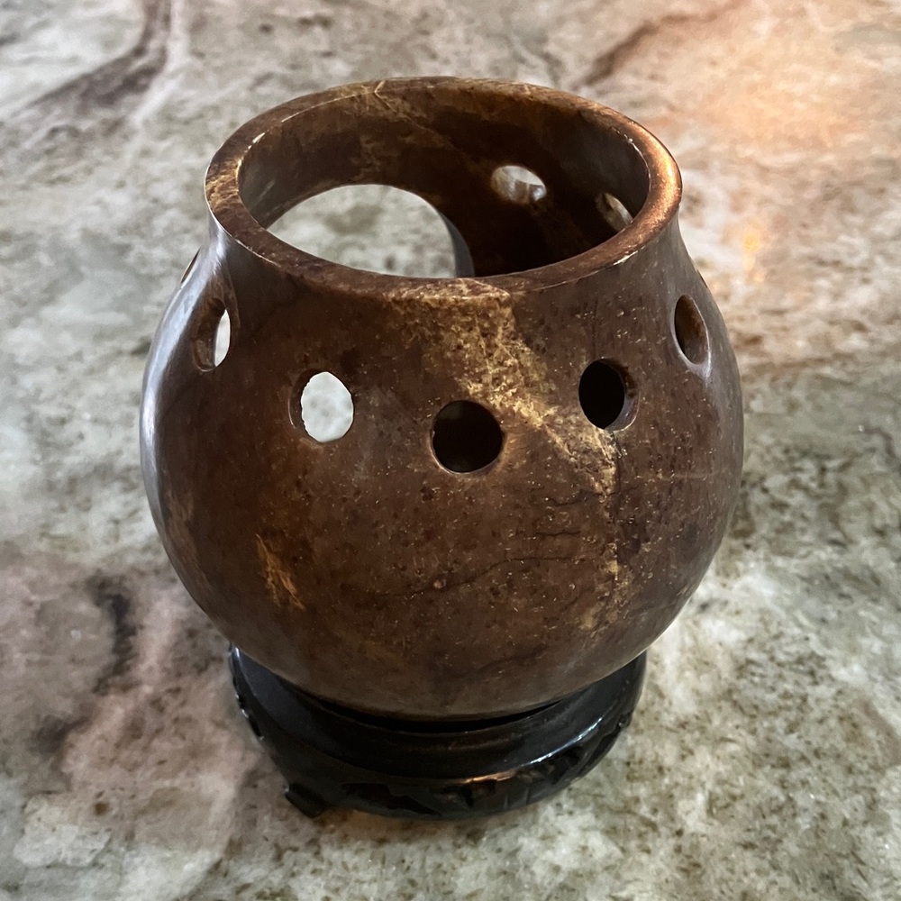 The Body Shop Brown Soapstone Tea light/Votive Holder with Stand